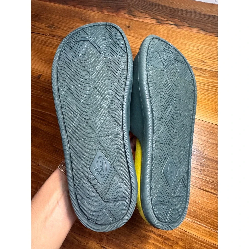 Chaco Chillos Slide Sandals Kids Boys Girls Sz 5 Green Yellow Adjustable Straps